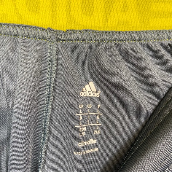 ❓Adidas Workout Shorts - Picture 6 of 11